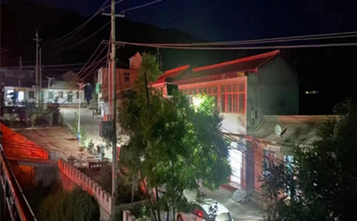 安定太阳能路灯在暴雪天气下的应对策略